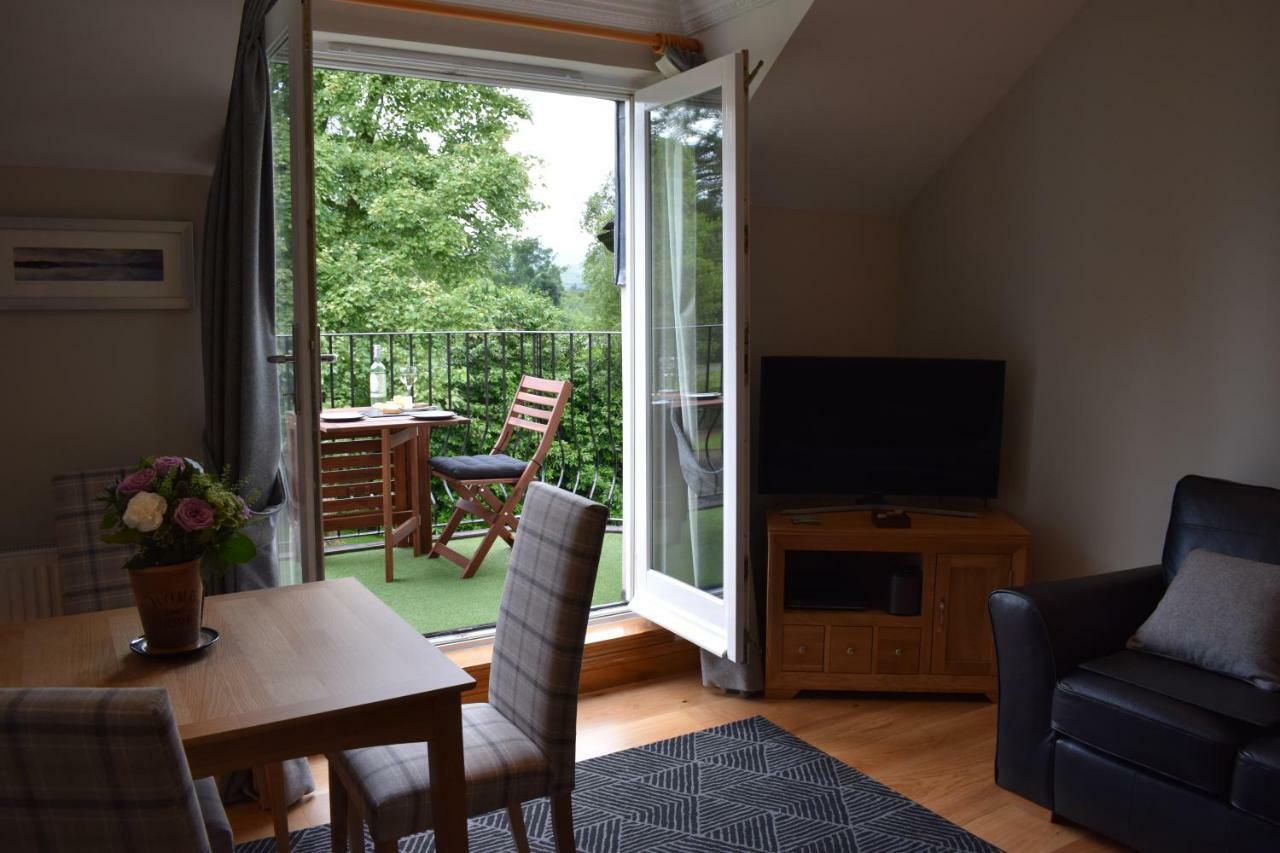 Benoch Lomond Castle Apartment อเล็กซานเดรีย ภายนอก รูปภาพ